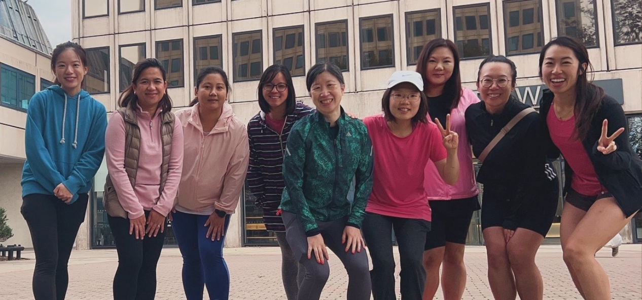 Group picture of Asian Girls Run Run Club 