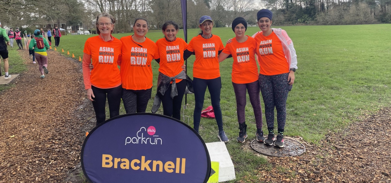 Asian Women Run group picture at Bracknell parkrun