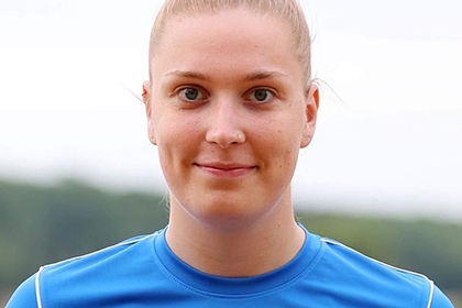 Headshot of Lydia Shale, Leading the Movement's Co-Design Group member