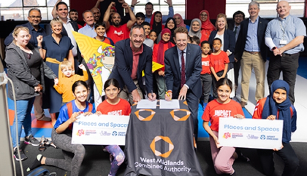 Sport England chair, Chris Boardman, and Mayor of Birmingham Andy Street ceremonially sign the MoU between the WMCA and Sport England, in front of local dignitaries, as well as coaches and participants from Impact Fitness, in Birmingham.