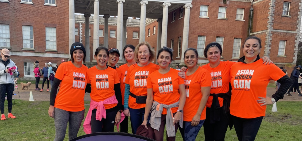 Asian Women Run group picture at Osterley parkrun